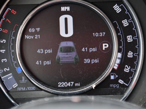 Used 2017 FIAT 500 Pop w/ Sport Black Trim Package image 16