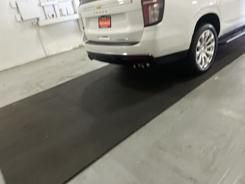 Certified 2022 Chevrolet Tahoe Premier AWD/4WD image 8
