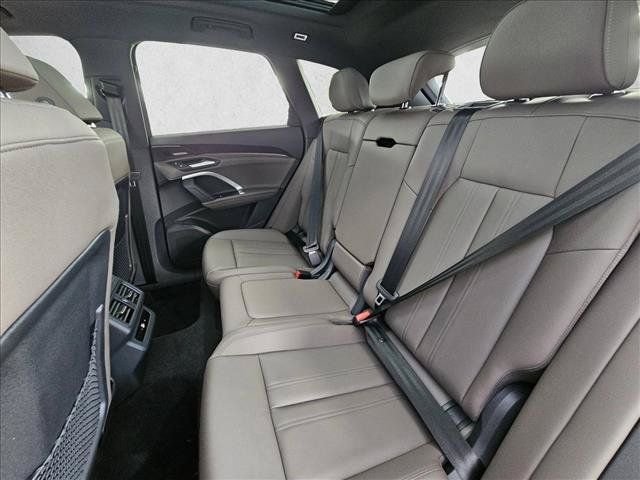 New 2026 Audi Q5 Premium w/ Premium Plus AWD/4WD image 16