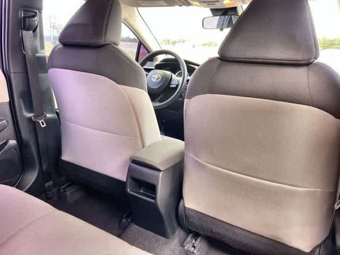 Used 2020 Toyota Corolla LE FWD image 13