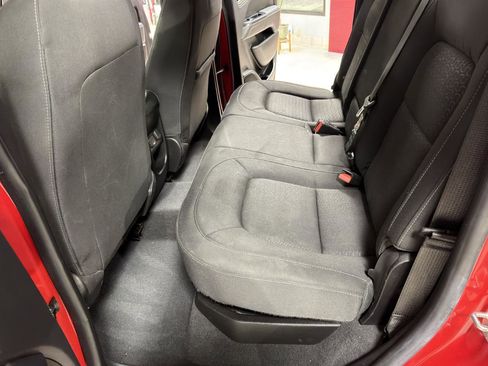 Used 2019 GMC Canyon SLE image 37