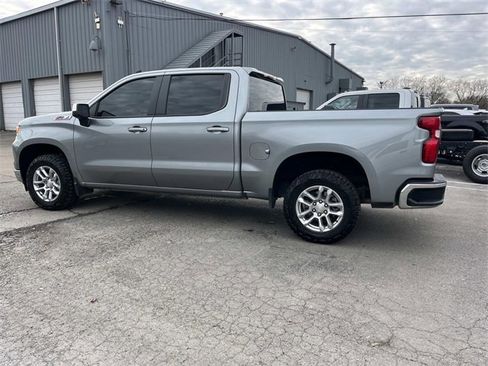 Used 2024 Chevrolet Silverado 1500 LT image 6