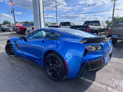 Used 2016 Chevrolet Corvette Z06 w/ Z07 Performance Package RWD image 13