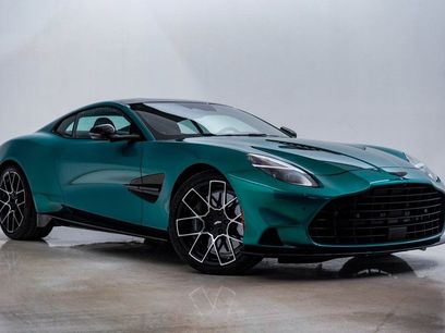 New 2025 Aston Martin Vanquish