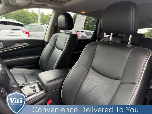 Used 2019 INFINITI QX60 Luxe w/ Essential Package AWD/4WD image 18