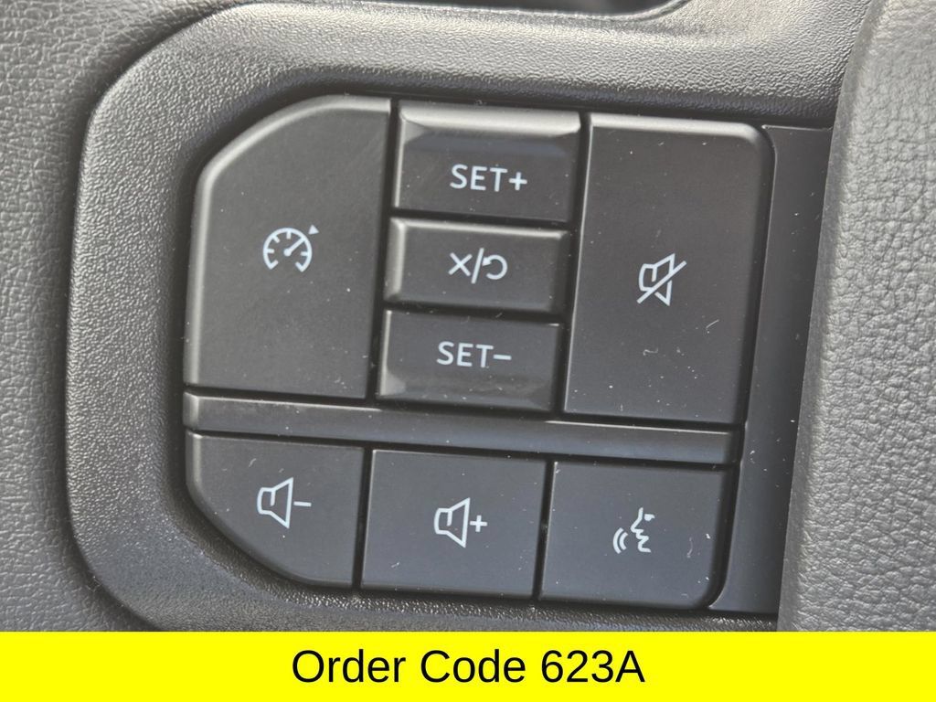 New 2026 Ford F350 XLT w/ FX4 Off-Road Package AWD/4WD image 18