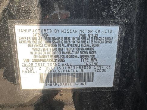 Used 2025 Nissan Kicks SR FWD image 27