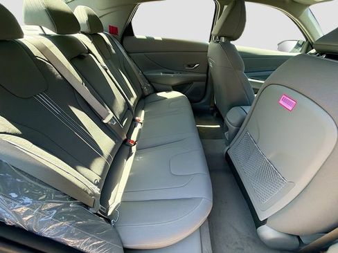 New 2026 Hyundai Elantra SEL Sport Premium FWD image 28