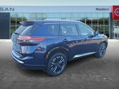 Certified 2024 Nissan Rogue Platinum w/ Platinum Premium Package FWD image 5