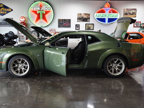 Used 2023 Dodge Challenger R/T Scat Pack image 13