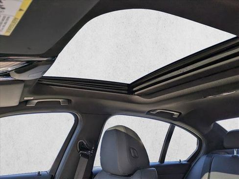 Used 2020 BMW 330i xDrive Sedan w/ Convenience Package image 16