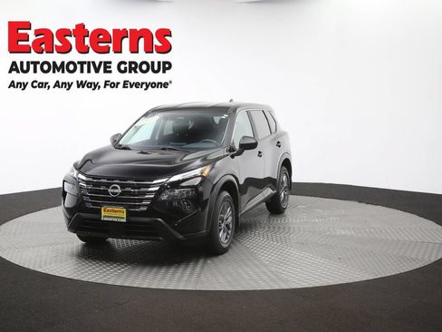 Used 2024 Nissan Rogue S AWD/4WD image 54