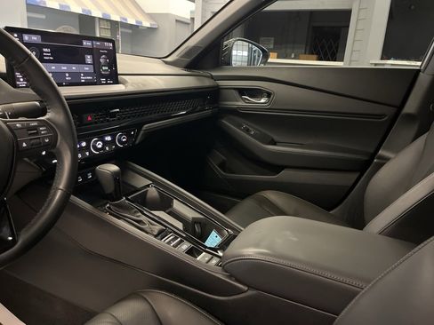 Used 2024 Honda Accord Sport image 23