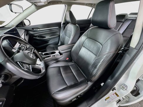 Used 2023 Nissan Altima 2.5 SR w/ SR Premium Package AWD/4WD image 12