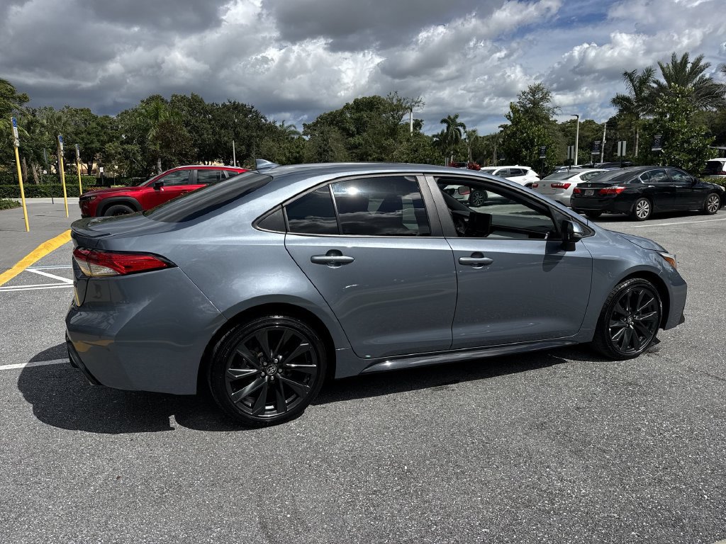 Used 2024 Toyota Corolla SE FWD image 4