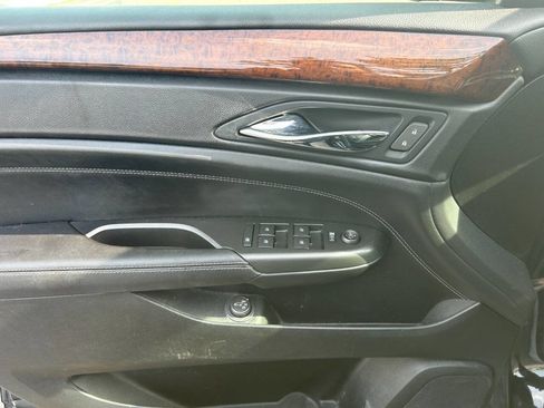 Used 2012 Cadillac SRX Luxury AWD/4WD image 12