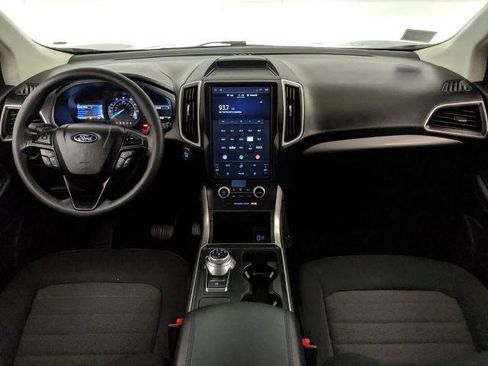 Certified 2023 Ford Edge SE w/ Black Appearance Package AWD/4WD image 7