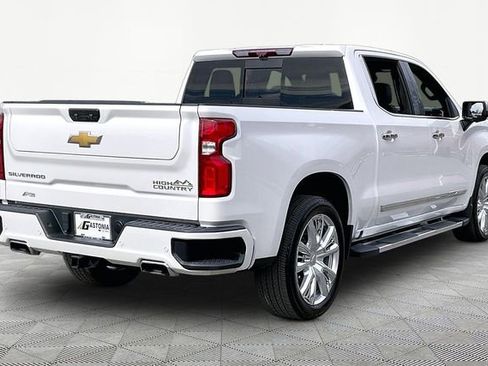 Used 2023 Chevrolet Silverado 1500 High Country w/ High Country Premium Package image 5
