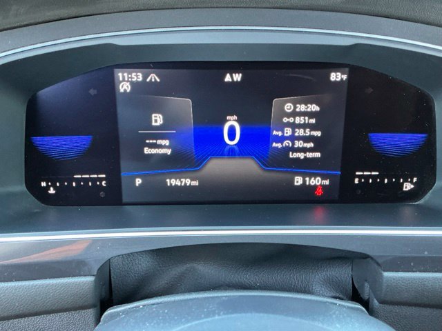 Certified 2023 Volkswagen Tiguan SE R-Line AWD/4WD image 31
