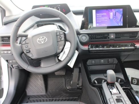 New 2026 Toyota Prius Plug-In Hybrid image 15