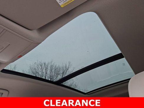 Used 2022 Volkswagen Atlas SE image 16