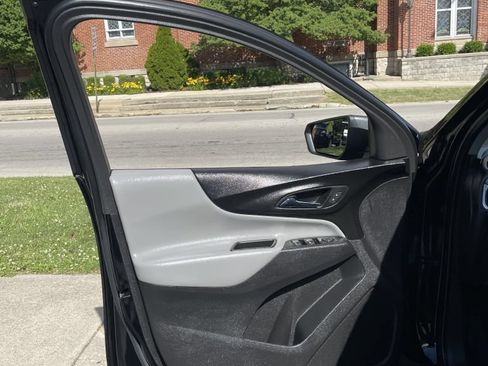 Used 2024 Chevrolet Equinox LS w/ LPO, Floor Liner Package FWD image 5