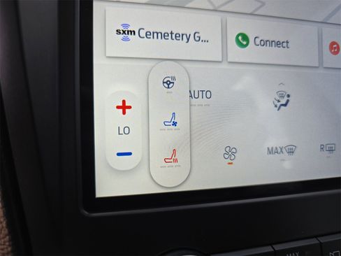 Certified 2022 Ford Edge Titanium w/ Equipment Group 301A image 19