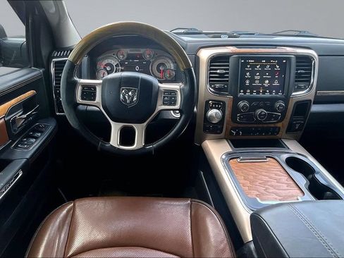 Used 2018 RAM 1500 Laramie Longhorn AWD/4WD image 5