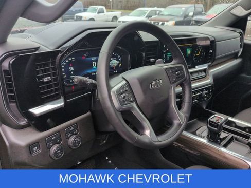 Used 2025 Chevrolet Silverado 1500 RST image 11