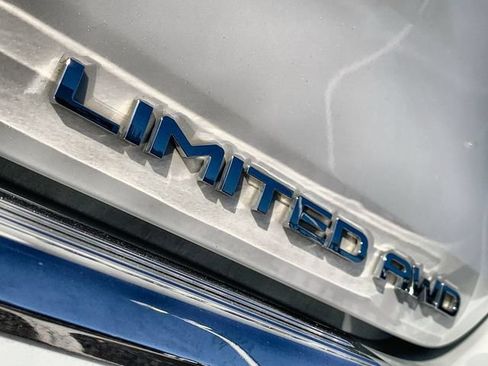 Used 2020 Toyota Highlander Limited AWD/4WD image 43