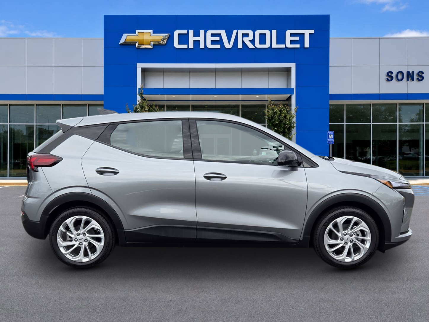 New 2027 Chevrolet Bolt LT FWD image 4