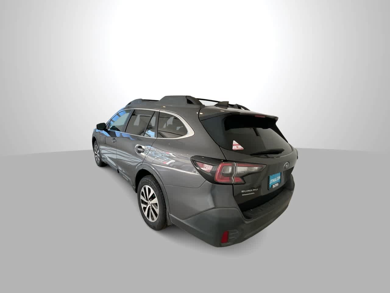 Used 2021 Subaru Outback Premium AWD/4WD image 6
