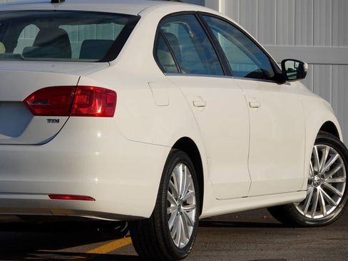 Used 2013 Volkswagen Jetta TDI FWD image 26