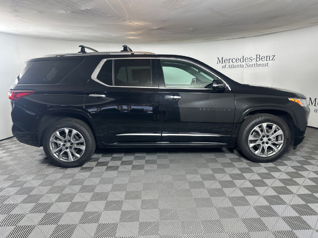 Used 2020 Chevrolet Traverse Premier w/ LPO, 'HIT The Road' Package FWD image 8