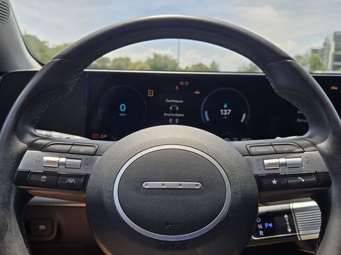 Certified 2024 Hyundai Kona SEL FWD image 22