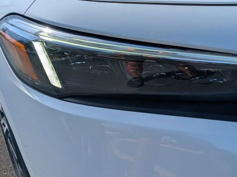 Used 2024 Honda Civic EX-L image 3
