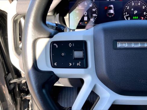 Used 2020 Land Rover Defender 110 S image 22