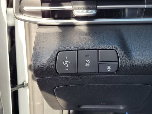 New 2026 Hyundai Elantra SE image 15