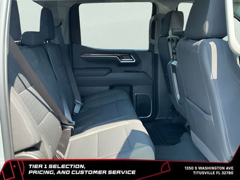 New 2026 GMC Sierra 1500 SLE AWD/4WD image 18