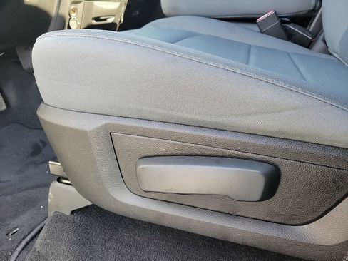 Used 2019 RAM 1500 Express w/ Express Value Package image 12