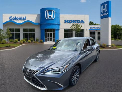 Used 2023 Lexus ES 350 w/ Premium Package image 2