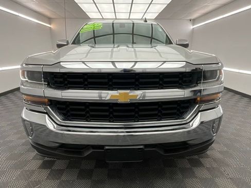 Used 2018 Chevrolet Silverado 1500 LT w/ LT Eassist Package image 4