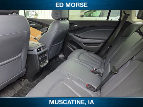 Used 2019 Buick Envision Premium AWD/4WD image 6
