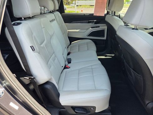 Used 2024 Kia Telluride EX AWD/4WD image 30
