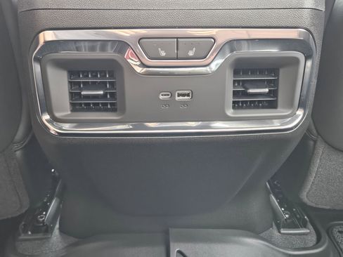 Used 2025 GMC Sierra 1500 Denali Ultimate AWD/4WD image 27