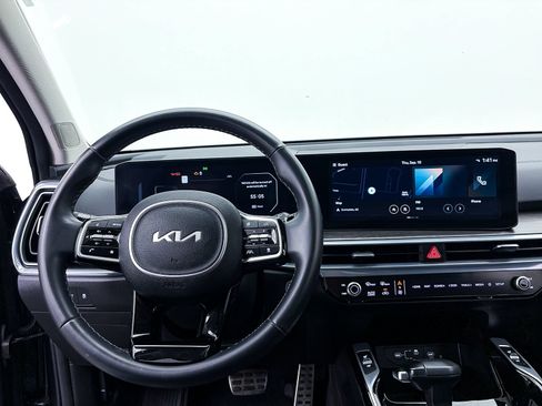 Certified 2024 Kia Sorento SX AWD/4WD image 3