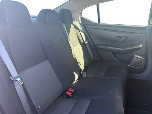Used 2024 Nissan Sentra SV FWD image 18
