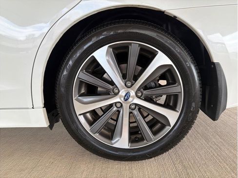 Used 2015 Subaru Legacy 3.6R Limited w/ Popular Package #4 image 27