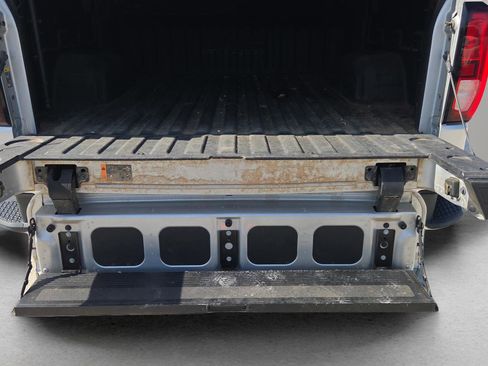 Used 2021 GMC Sierra 1500 SLE image 24