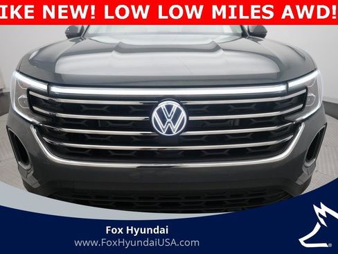 Used 2025 Volkswagen Atlas SE image 22